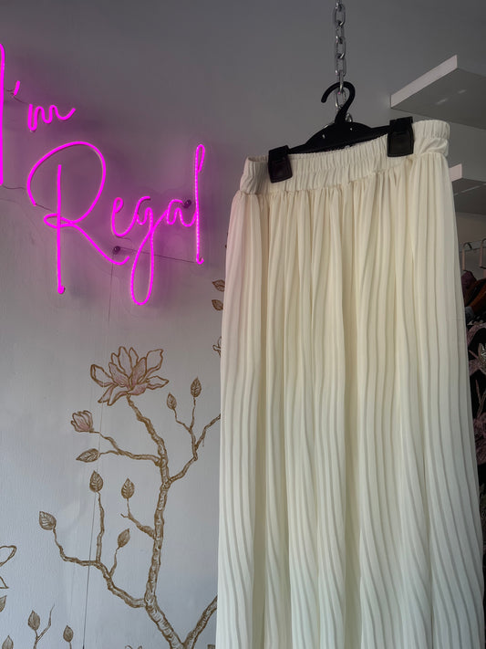 White pleated skirt