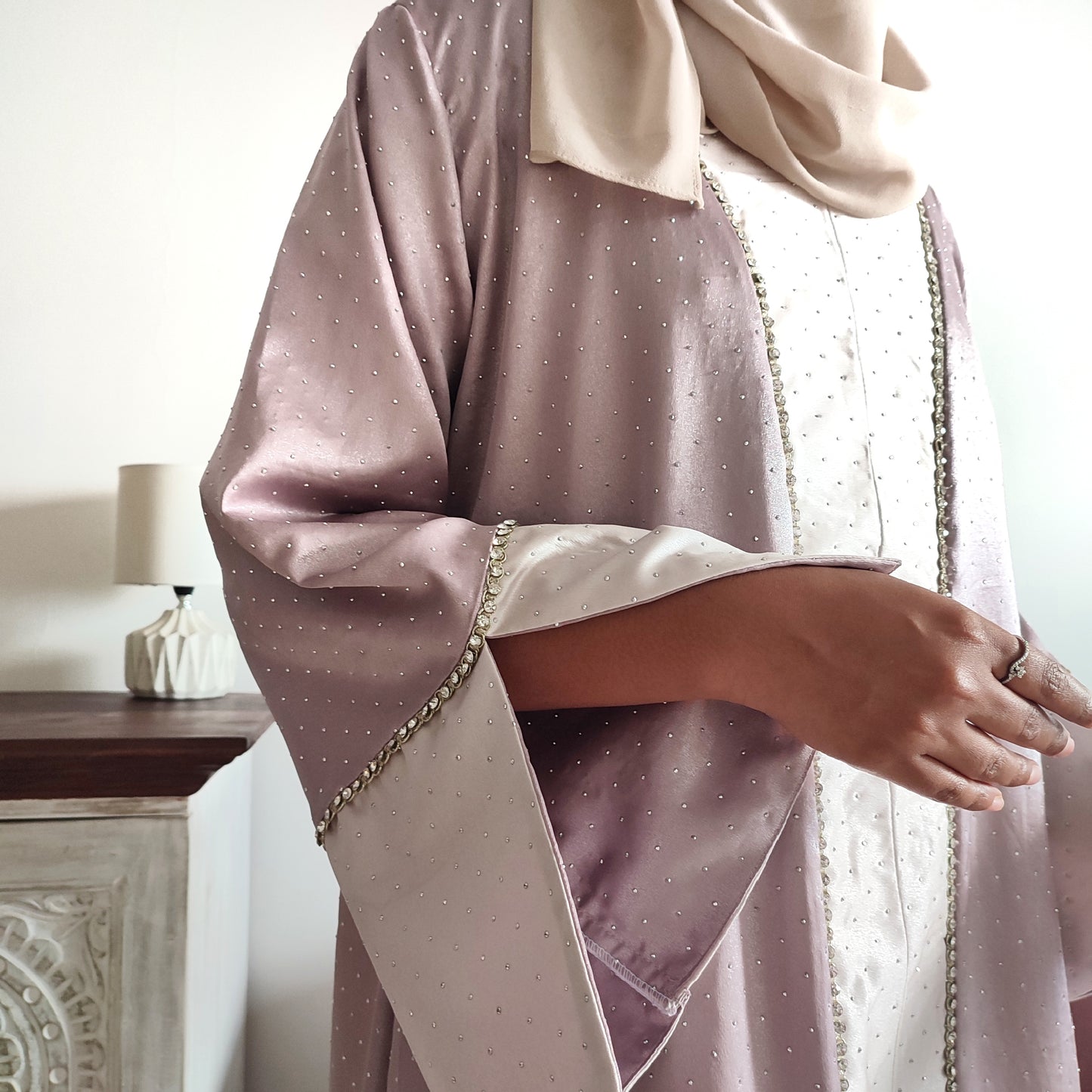 Violet Abaya -AD00473